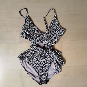 Aerie Cheetah Print swimsuit